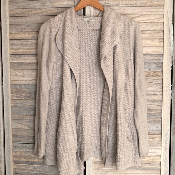 Barefoot Dreams Sweaters - Barefoot Dreams Light grey with pockets